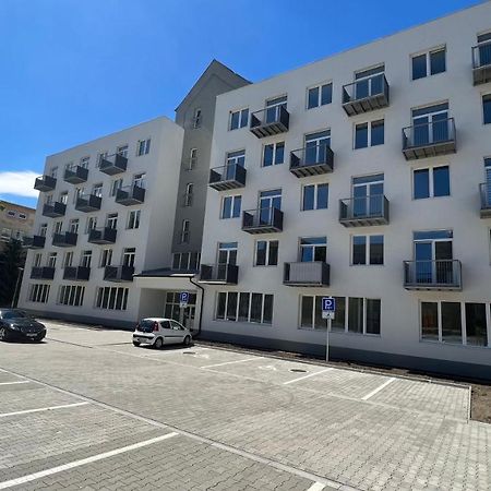 2 Room Apartment With Balcony Liptovský Mikuláš Esterno foto