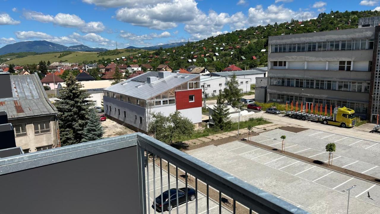 2 Room Apartment With Balcony Liptovský Mikuláš Esterno foto
