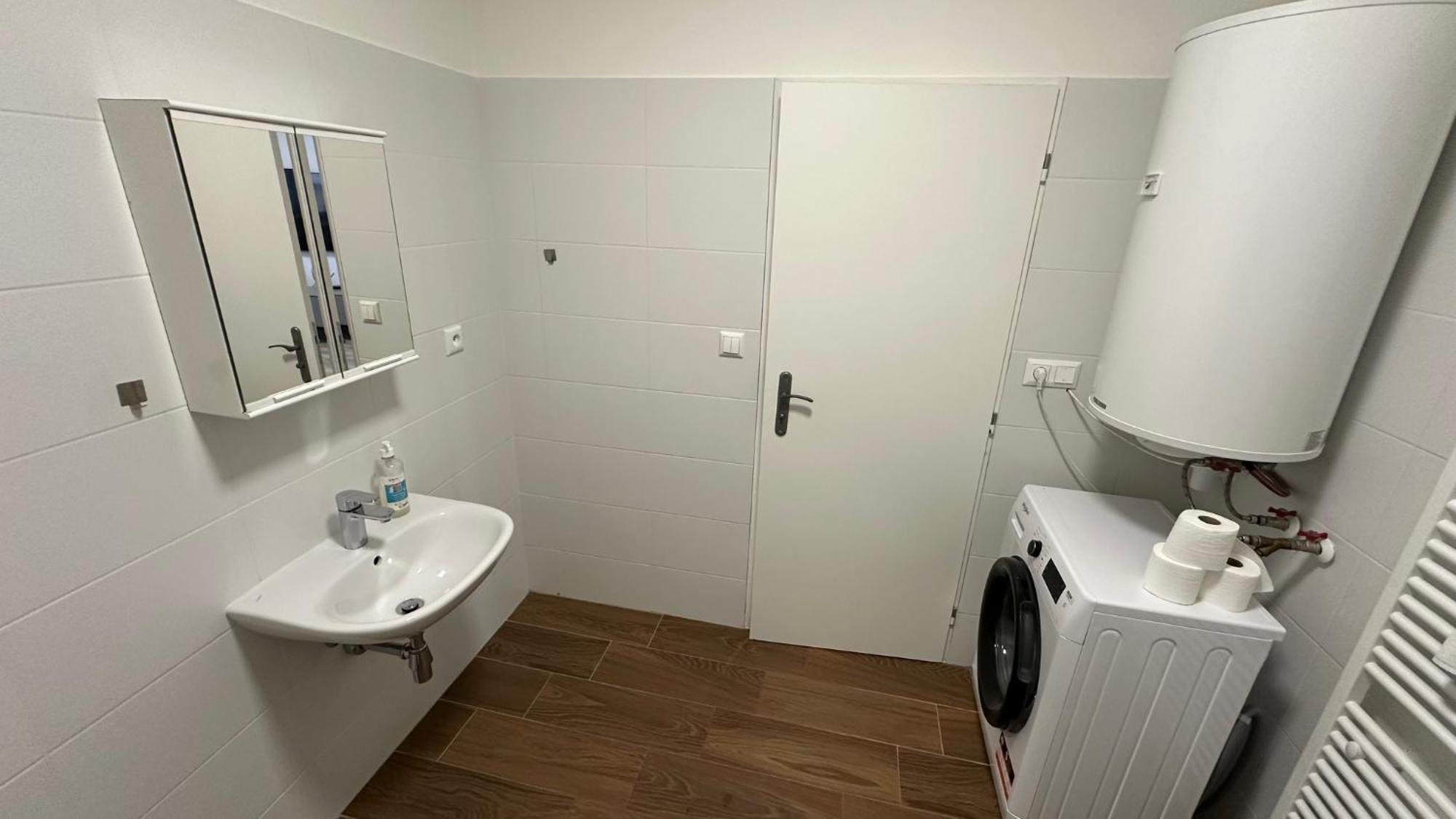 2 Room Apartment With Balcony Liptovský Mikuláš Esterno foto